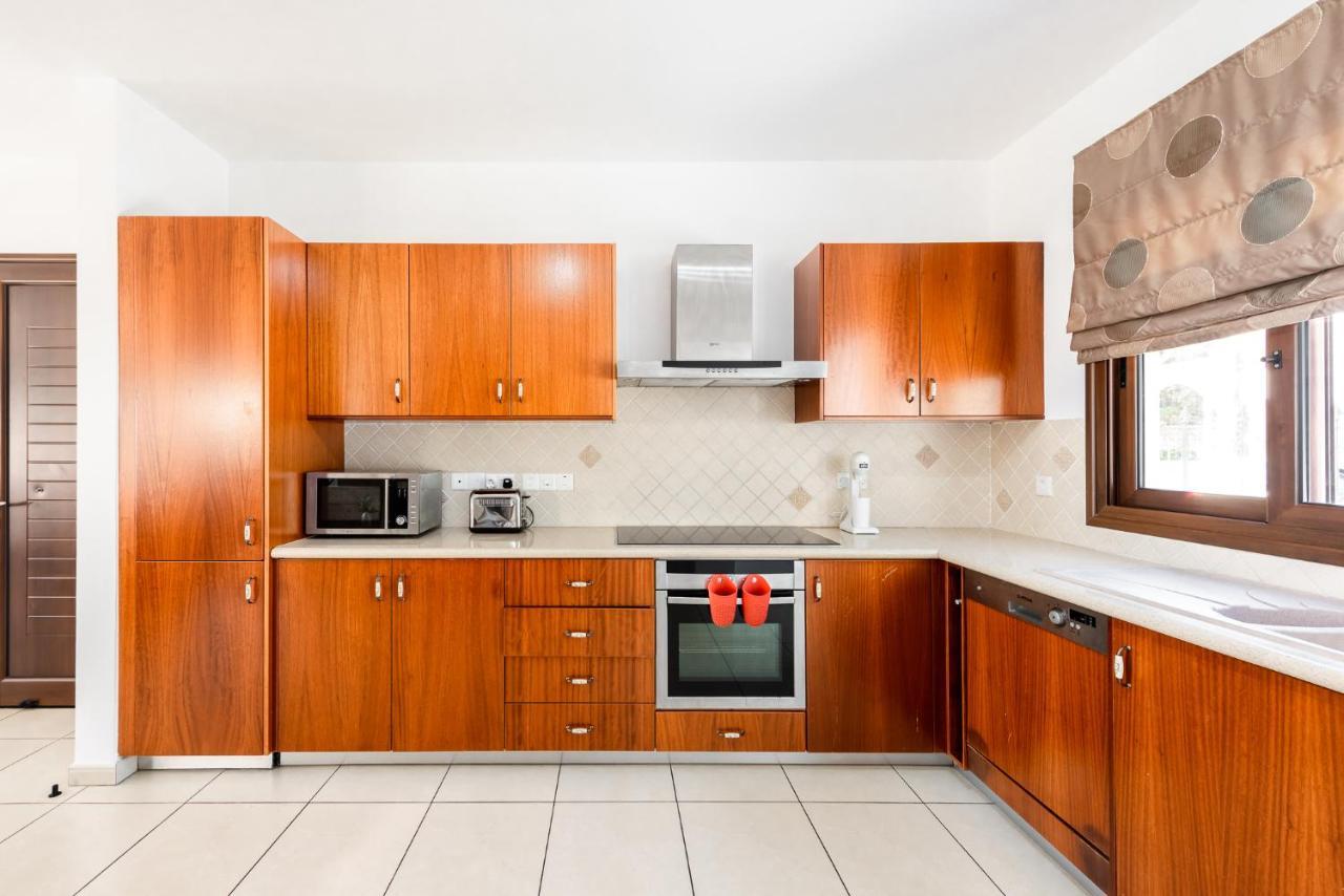 איה נאפה Sea Front Oceanus H2 By Ezoria Villas מראה חיצוני תמונה