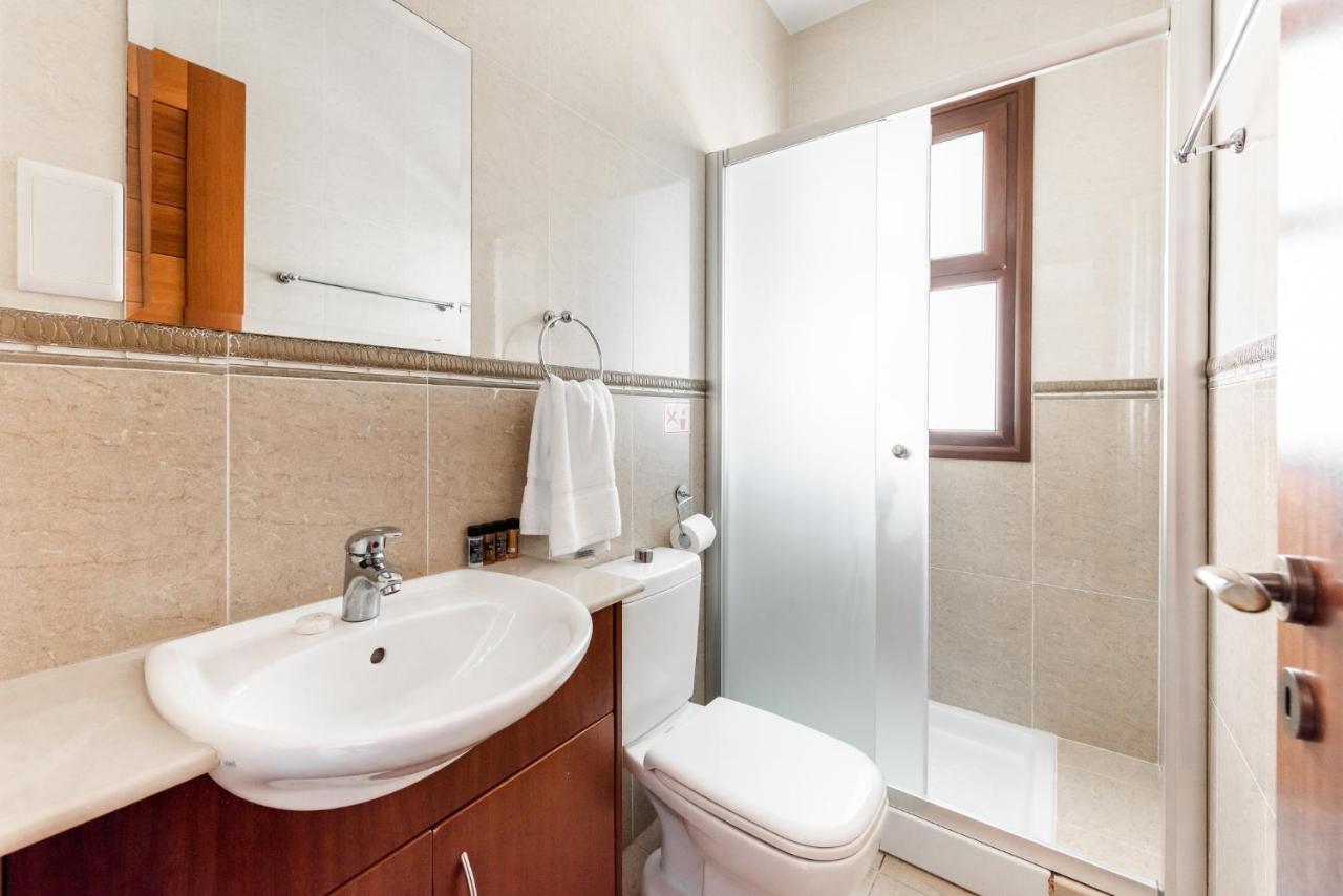 איה נאפה Sea Front Oceanus H2 By Ezoria Villas מראה חיצוני תמונה