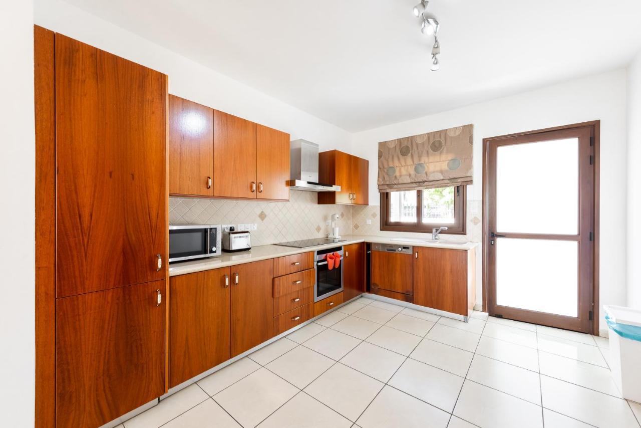 איה נאפה Sea Front Oceanus H2 By Ezoria Villas מראה חיצוני תמונה