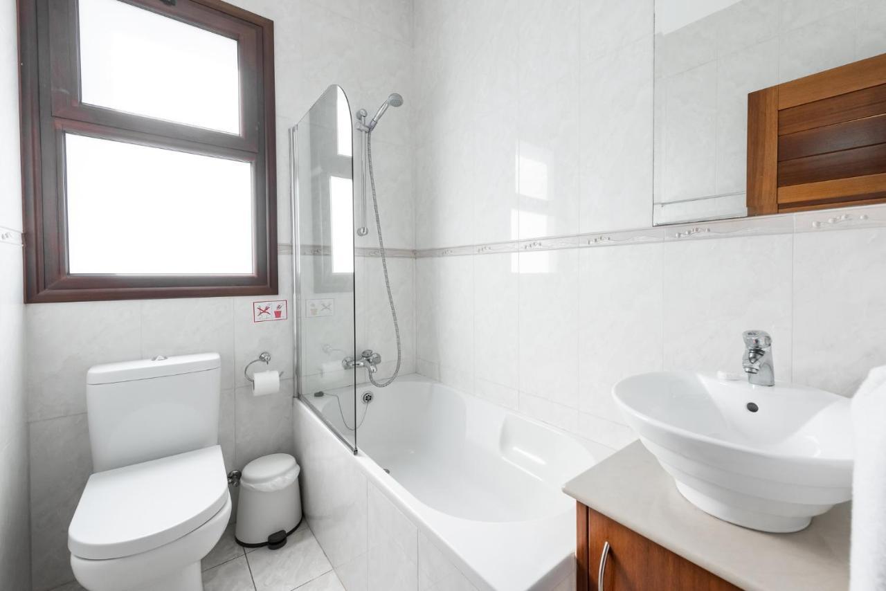 איה נאפה Sea Front Oceanus H2 By Ezoria Villas מראה חיצוני תמונה